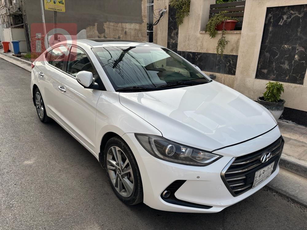 هیوندای ئەلەنترا